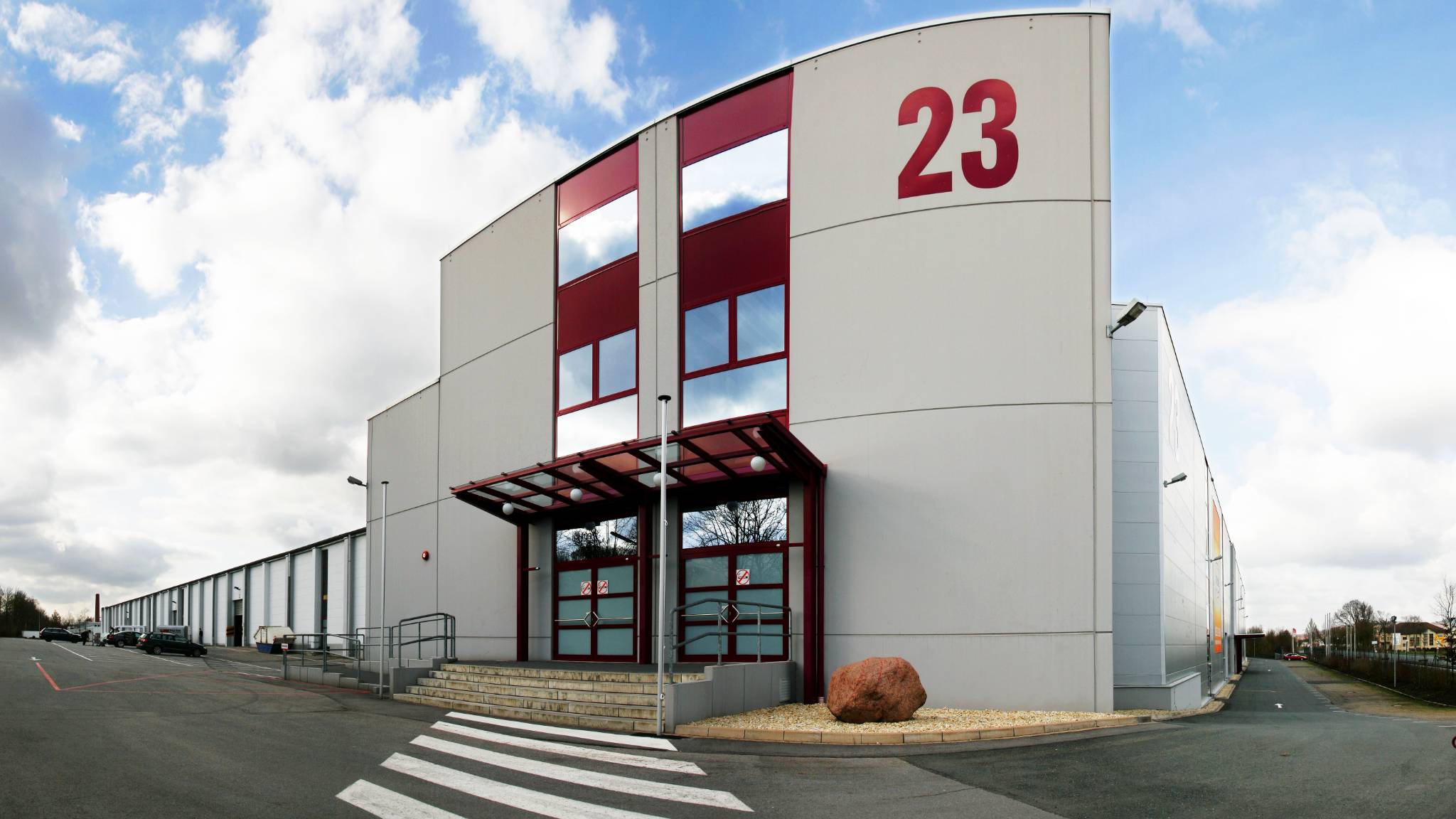 Messehalle aussen, Messe Ostwestfalen Lippe GmbH